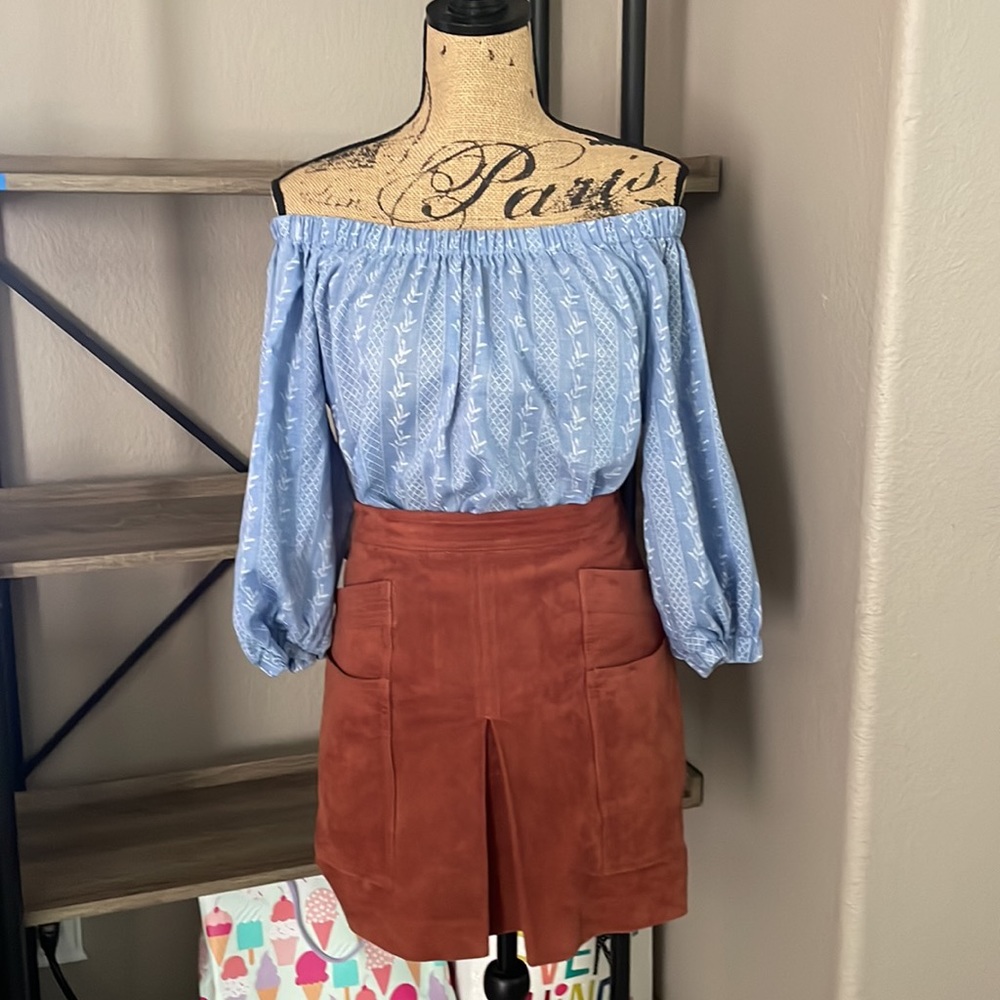 Off the shoulder chambray top